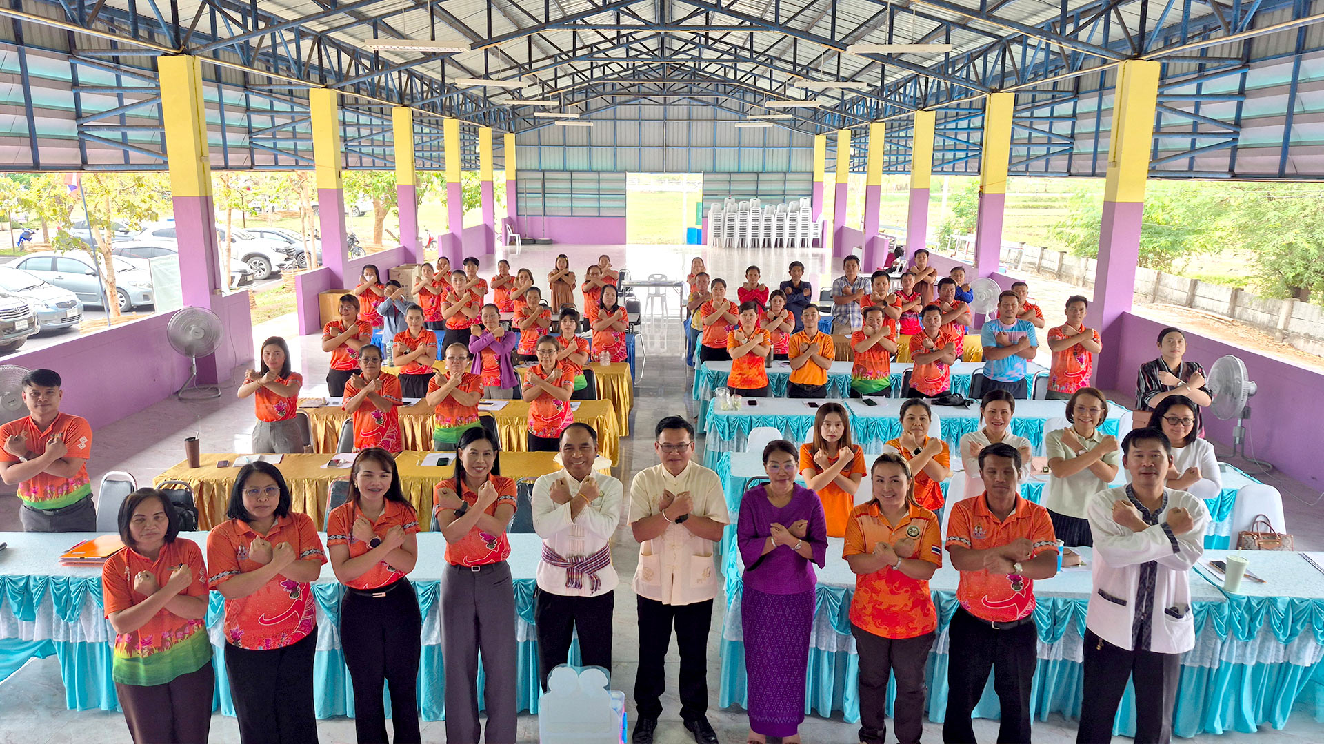 ประชุมพนักงานเจ้าหน้าที่ประจำเดือนเมษายน 2568 พร้อมมอบนโยบาย No gift policy